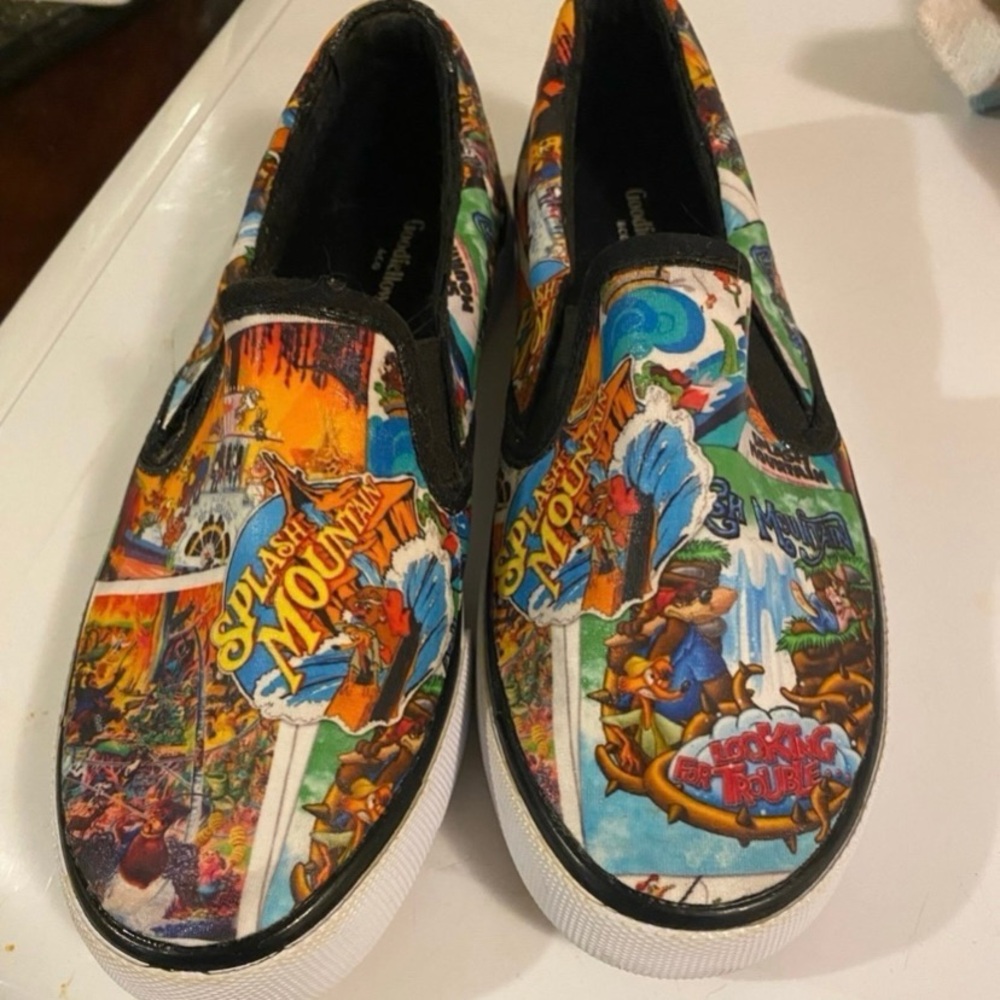 Goodfellow & Co Splash mountain design Slip-On Sneakers